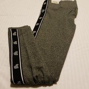 Heather grey leggings